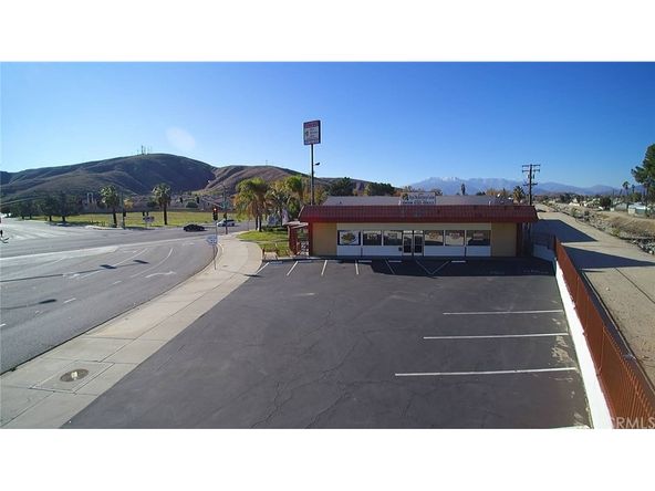 1040 W 40th St, San Bernardino, CA 92407